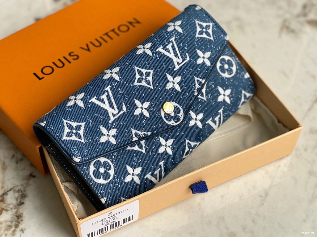 WALLET Vuitton SARAH Louis 0811